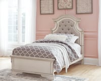 Ashley Realyn Twin Panel Bed, Chipped White