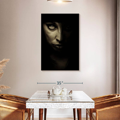 Trinx Creepy Female Portrait