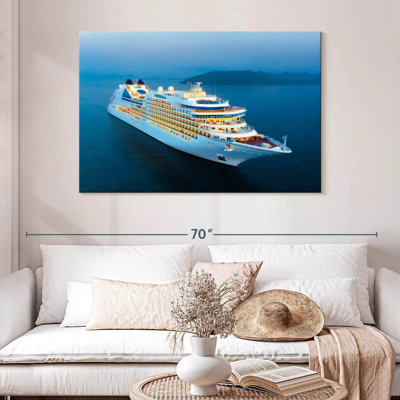 Breakwater Bay Cruise Ship