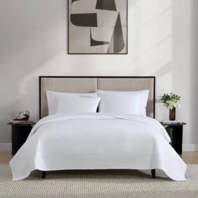 Vera Wang Voile Solid Cotton Quilt Set, White, Queen