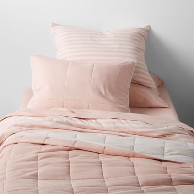 Comfy Tee Pink Reversible 100% Organic Cotton Jersey Kids Twin Quilt