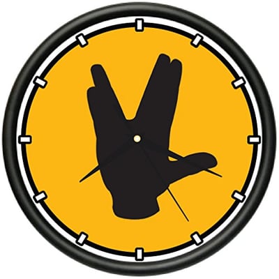 SignMission Beagle Salute ME Wall Clock Star Space sci fi Nerd Geek Trek Gift
