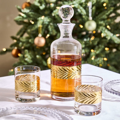 Dibor Traditional Wine Decanter Christmas Glassware Whisky Decanter 1.5L With Two Embossed Tumblers 400Ml