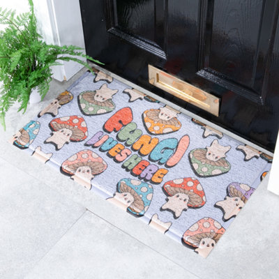 Native Natural Fungi Lives Here Doormat (70 X 40Cm)