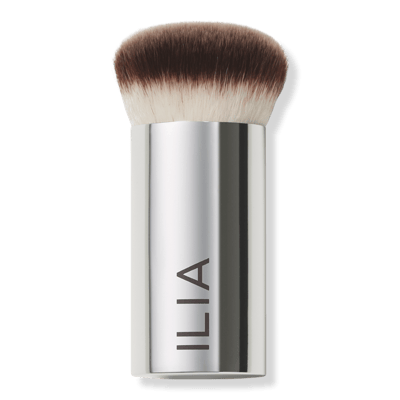 ILIA Buff Brush for Flawless Makeup Application