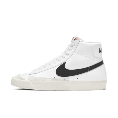 Nike Men's Blazer Mid '77 Vintage Shoes in White | BQ6806-100